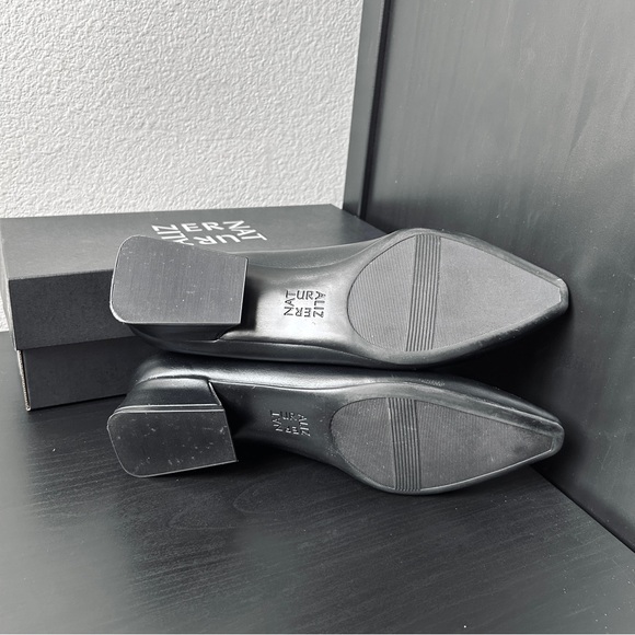 🛑LAST CHANCE🛑 Black Naturalizer Georgia Pump Heel - Picture 5 of 12